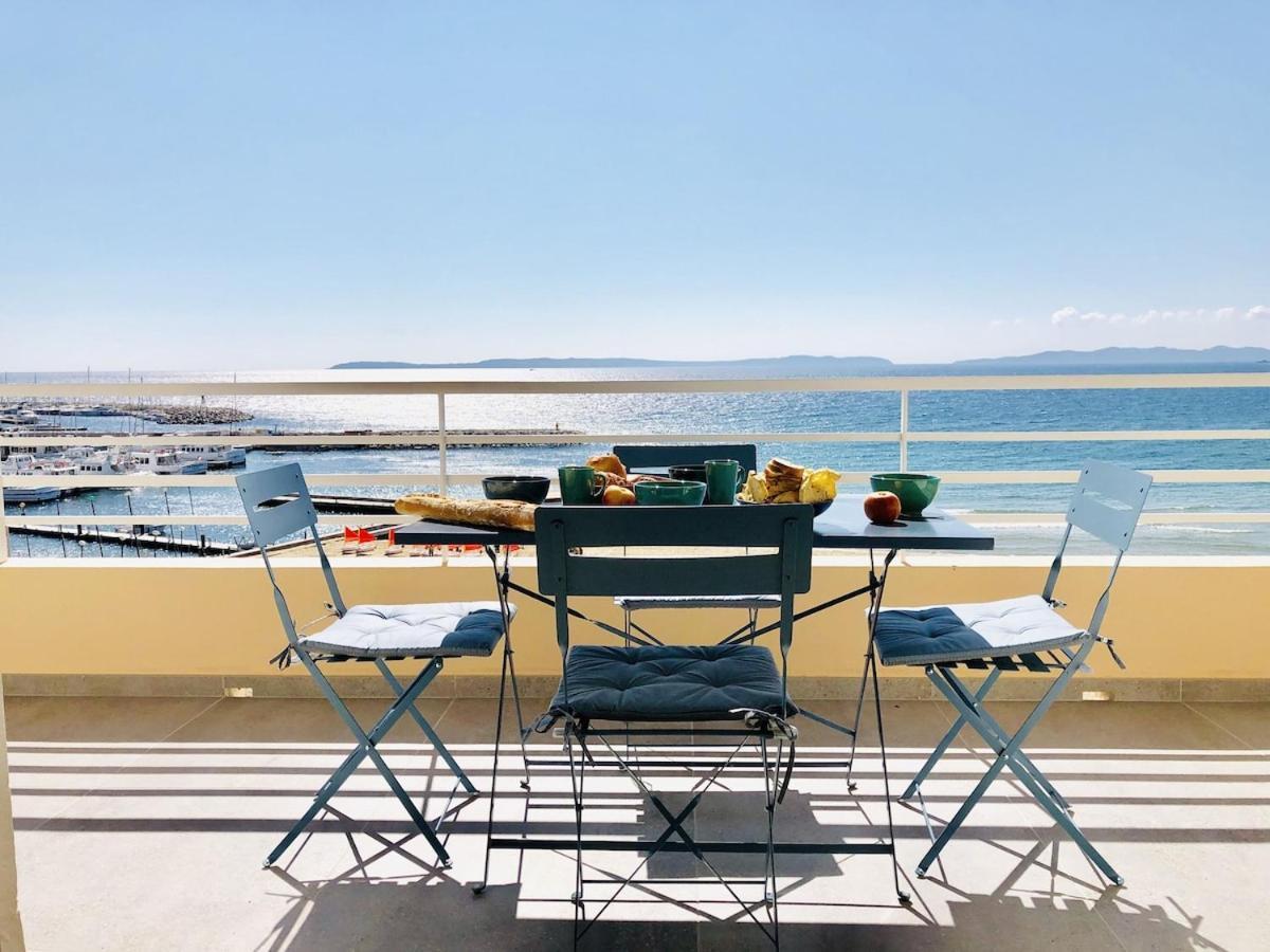 T3 Front De Mer Dernier Etage Vue Mer Petit Havre De Paix Pour Vos Vacances Emplacement Unique Vue Mer Panoramique A 180 Degres Pour Ce T3 En Face De La Plage Front De Mer Vue Sur Les Iles 5 Et Dernier Etage Avec Ascenseur Le Lavandou Dış mekan fotoğraf